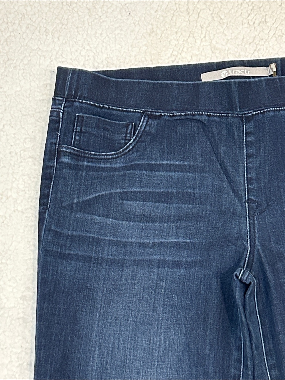 Tractr Pull On Mid Rise Flare Jeans size 31 Dark Wash Western Festival - Picture 3 of 13